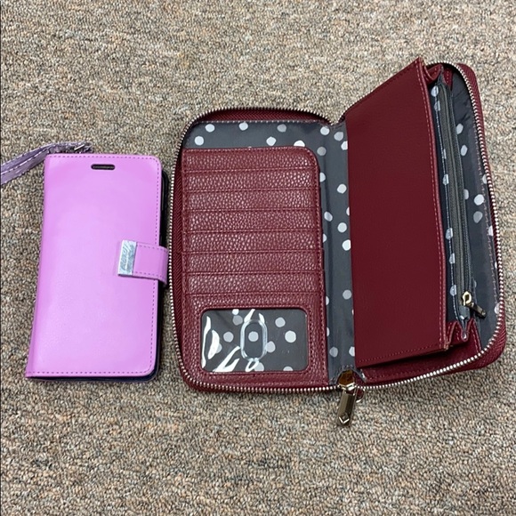 NWOT Maroon wallet - Picture 10 of 10